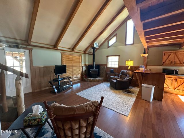 3693 Sane Road, Parrottsville, TN 37843