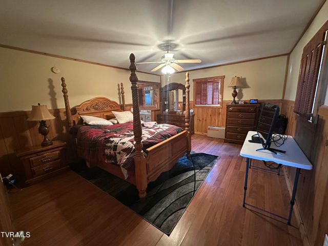 3693 Sane Road, Parrottsville, TN 37843