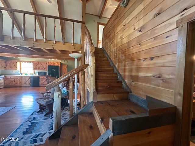 3693 Sane Road, Parrottsville, TN 37843