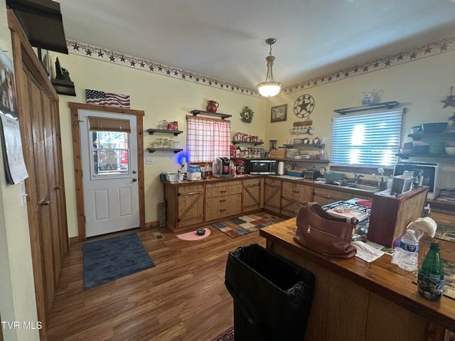 3693 Sane Road, Parrottsville, TN 37843