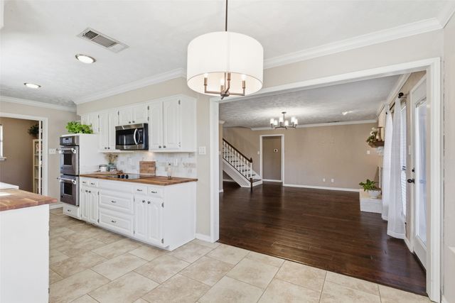 4034 Windy Crest Circle, Carrollton, TX 75007