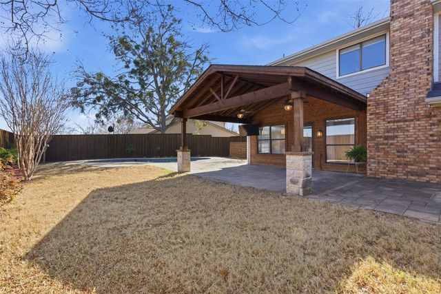 4034 Windy Crest Circle, Carrollton, TX 75007