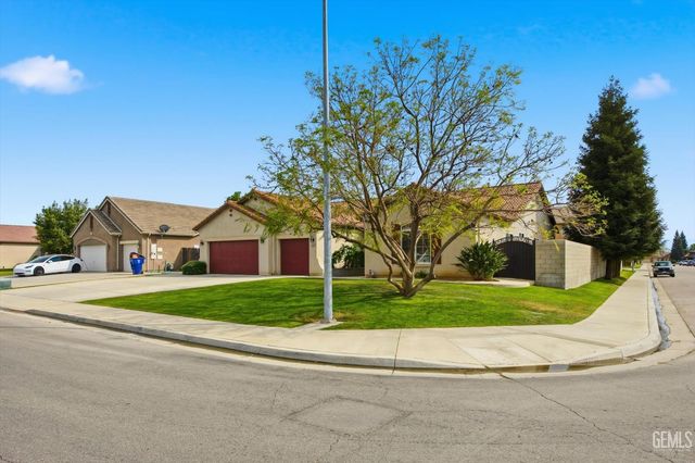 11607 California Poppy Drive, Bakersfield, CA 93311