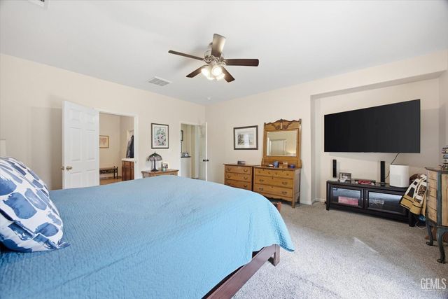 11607 California Poppy Drive, Bakersfield, CA 93311