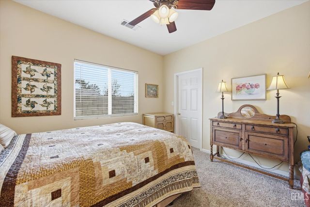 11607 California Poppy Drive, Bakersfield, CA 93311