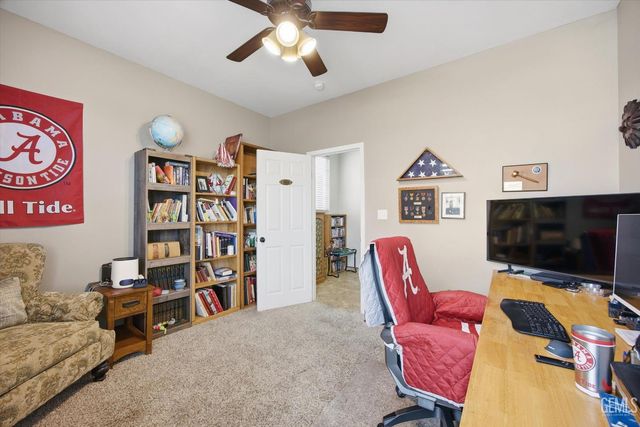 11607 California Poppy Drive, Bakersfield, CA 93311