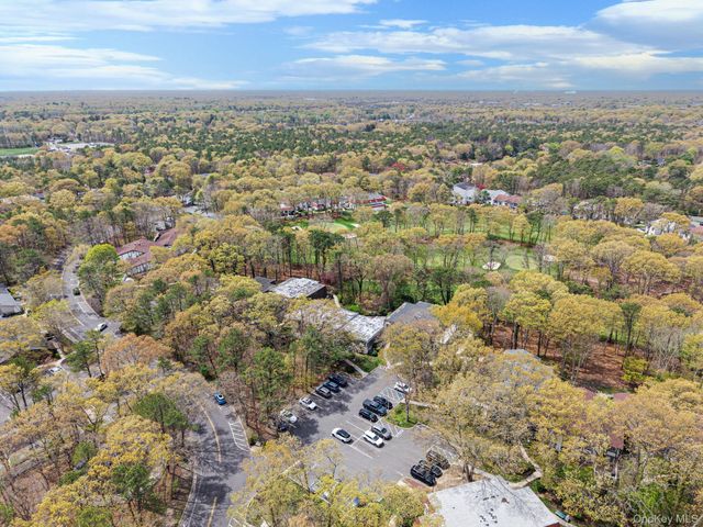 407 Birchwood Road, Medford, NY 11763