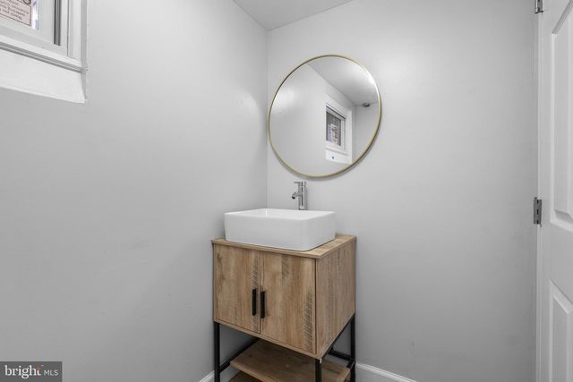 1614 Q ST SE, Washington, DC 20020