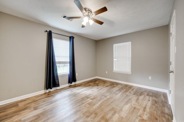 89 Sunny Gap Rd, Conway, AR 72032