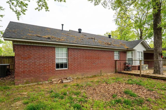 89 Sunny Gap Rd, Conway, AR 72032