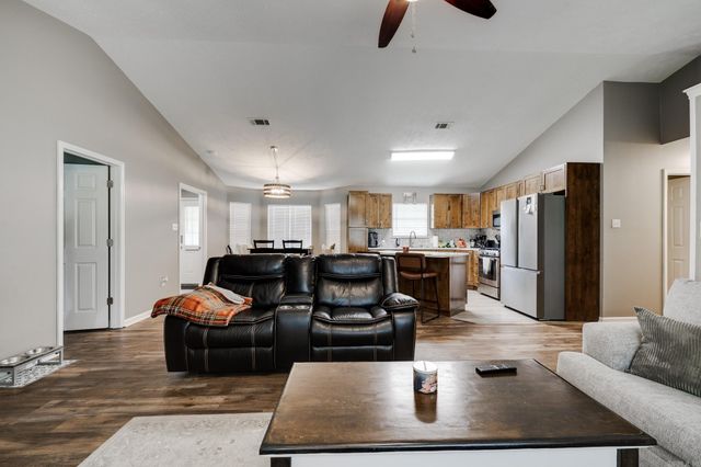 89 Sunny Gap Rd, Conway, AR 72032