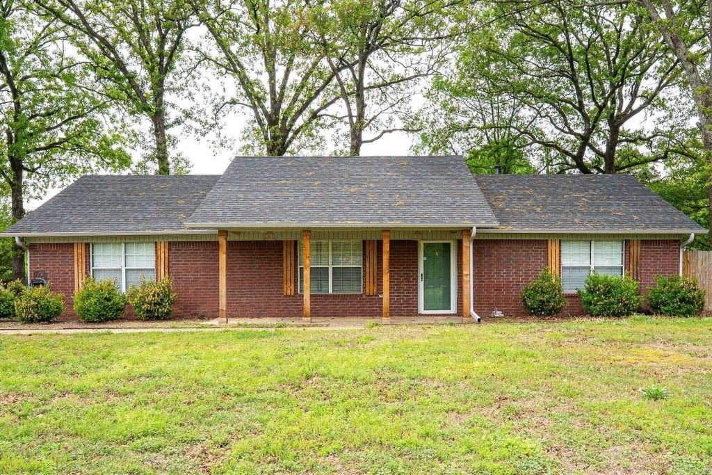 89 Sunny Gap Rd, Conway, AR 72032
