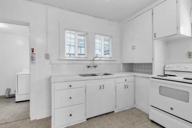612 Central Avenue, Salinas, CA 93901