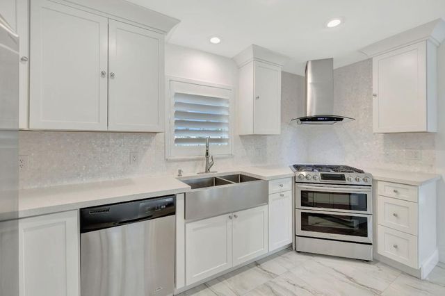 2612 NE 5th Street, Pompano Beach, FL 33062