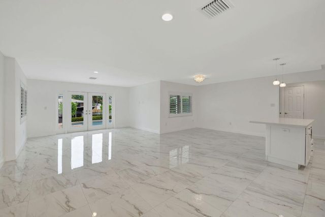 2612 NE 5th Street, Pompano Beach, FL 33062