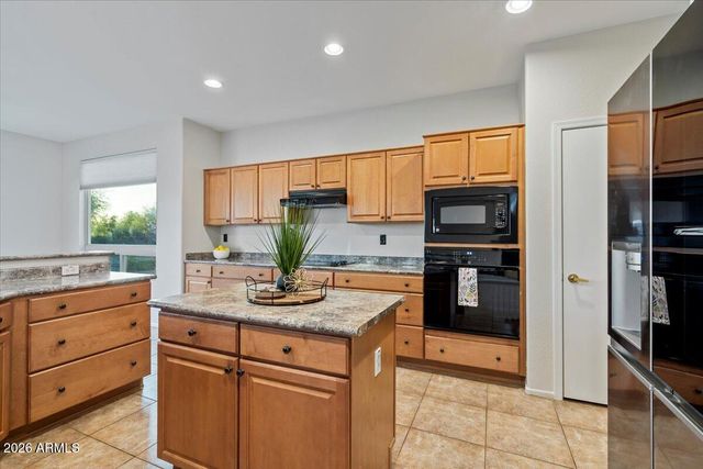 20017 N CIELO Court, Surprise, AZ 85374