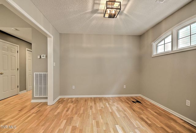 510 Willowbrook Trace, Kingsport, TN 37660