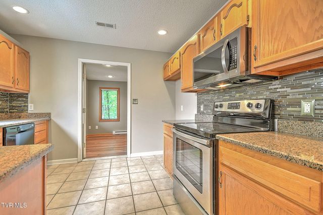 510 Willowbrook Trace, Kingsport, TN 37660