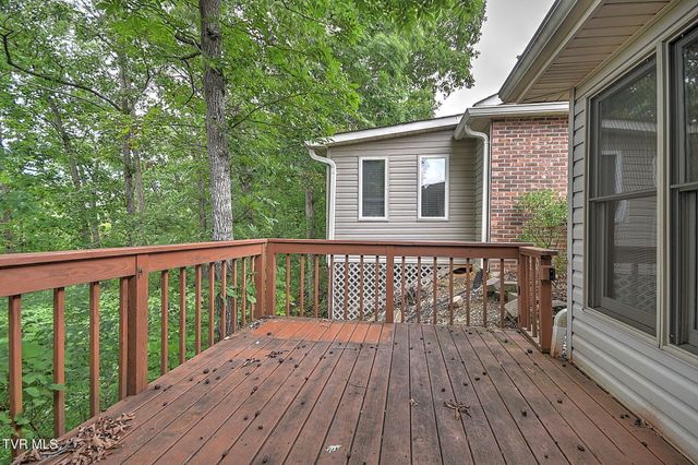 510 Willowbrook Trace, Kingsport, TN 37660