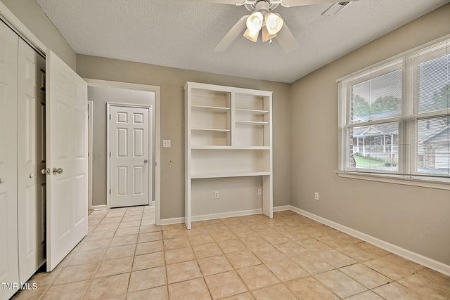 510 Willowbrook Trace, Kingsport, TN 37660