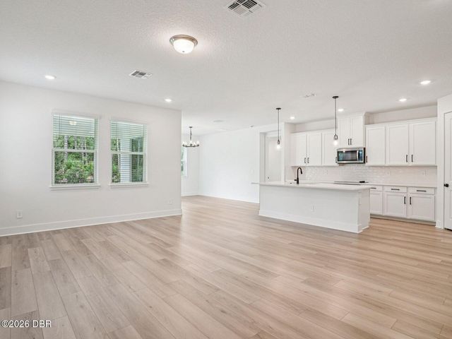 1312 Oakhaven Avenue, Ormond Beach, FL 32174