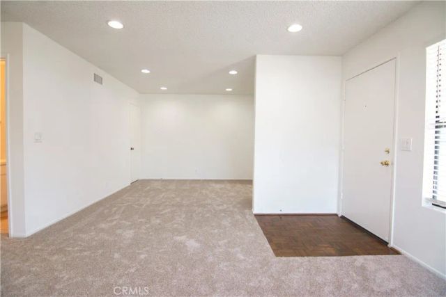 125 Tarocco, Irvine, CA 92618