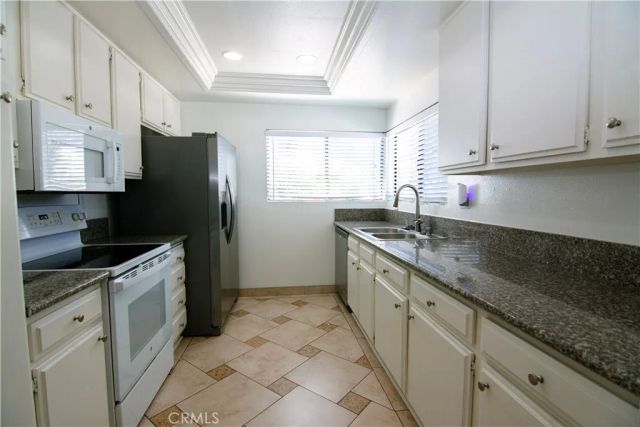125 Tarocco, Irvine, CA 92618