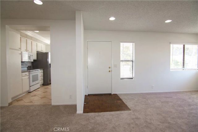 125 Tarocco, Irvine, CA 92618