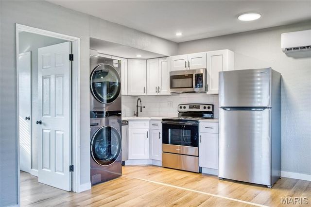 4156 Folsom Avenue E, St Louis, MO 63110