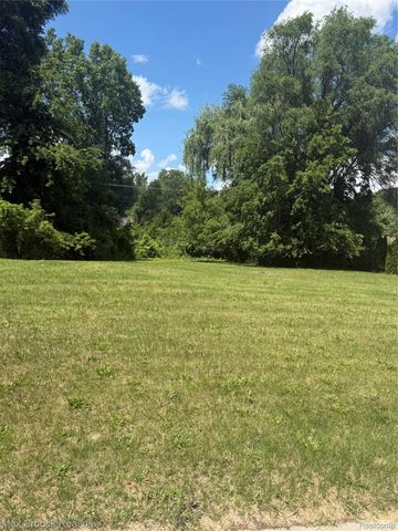 3061 Auburn Road, Auburn Hills, MI 48326