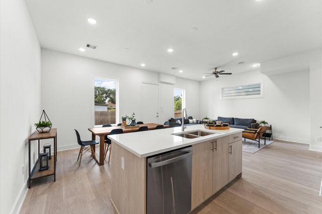 9632 Habitat Street, Houston, TX 77075