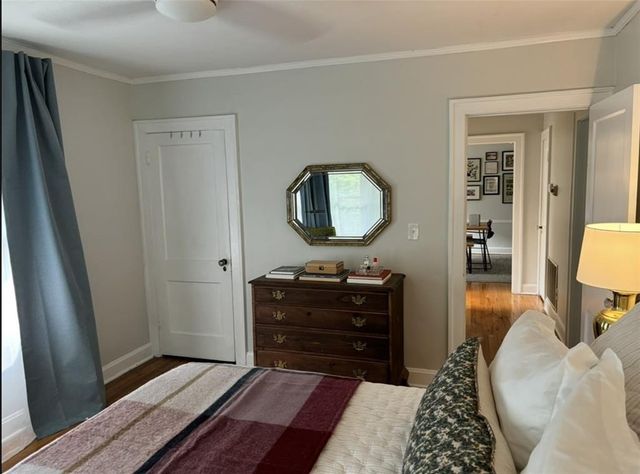 201 W 51st Terrace, Kansas City, MO 64112