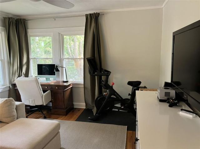 201 W 51st Terrace, Kansas City, MO 64112