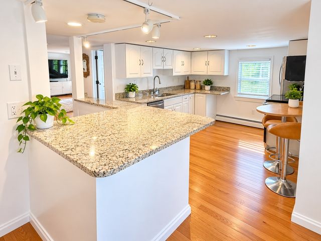 4 Upcrest Road 4, Boston, MA 02135