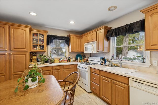 215 Hallock Landing Road, Rocky Point, NY 11778