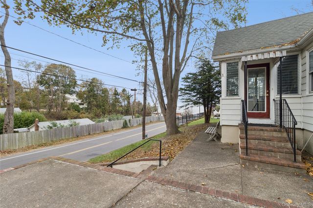 215 Hallock Landing Road, Rocky Point, NY 11778