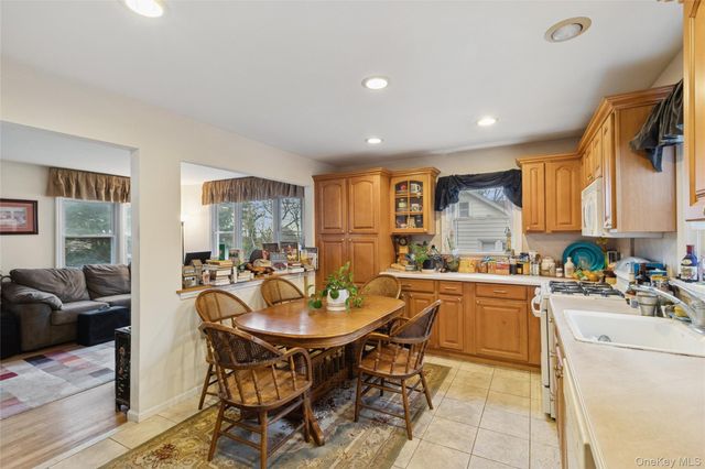 215 Hallock Landing Road, Rocky Point, NY 11778