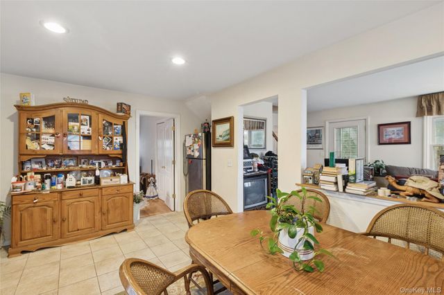 215 Hallock Landing Road, Rocky Point, NY 11778