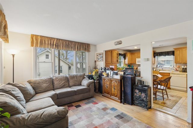 215 Hallock Landing Road, Rocky Point, NY 11778