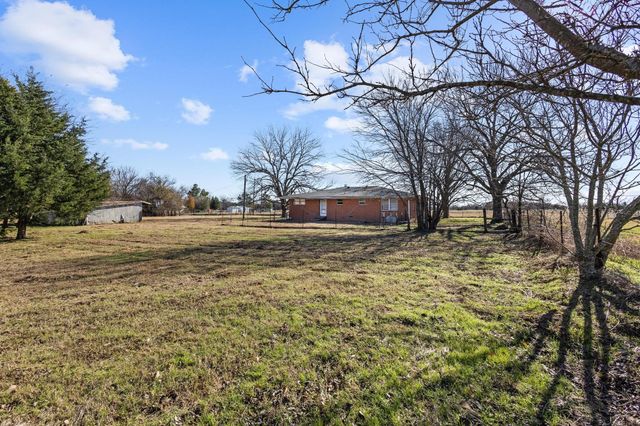 3467 E Fm 120, Denison, TX 75021