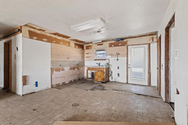 3467 E Fm 120, Denison, TX 75021