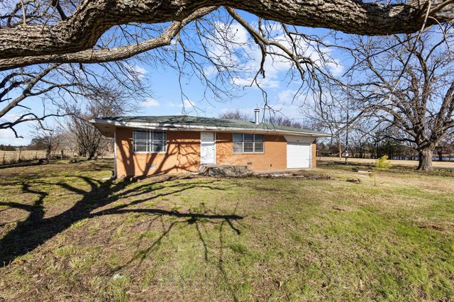 3467 E Fm 120, Denison, TX 75021
