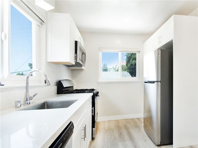 2027 Vista Del Mar 6, Los Angeles, CA 90068