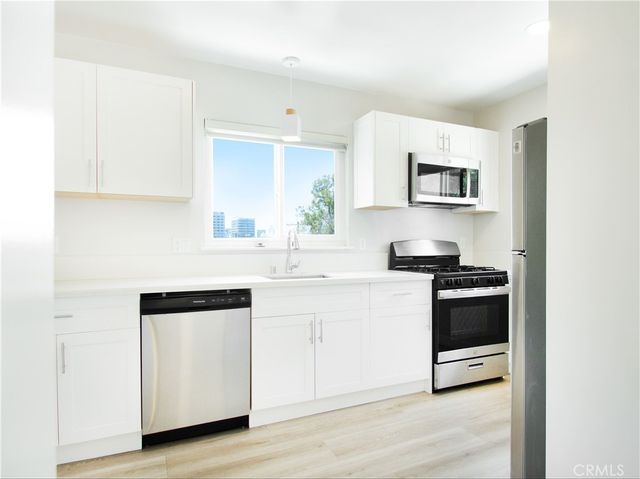2027 Vista Del Mar 6, Los Angeles, CA 90068