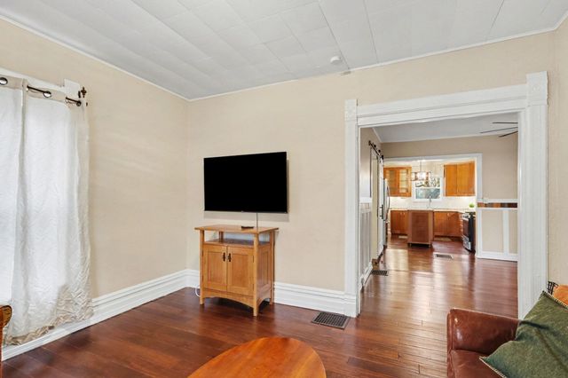 1116 Sherwood Avenue, Kalamazoo City, MI 49048