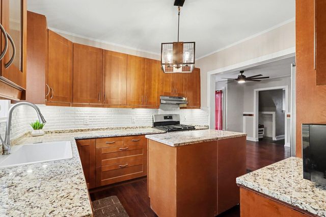 1116 Sherwood Avenue, Kalamazoo City, MI 49048