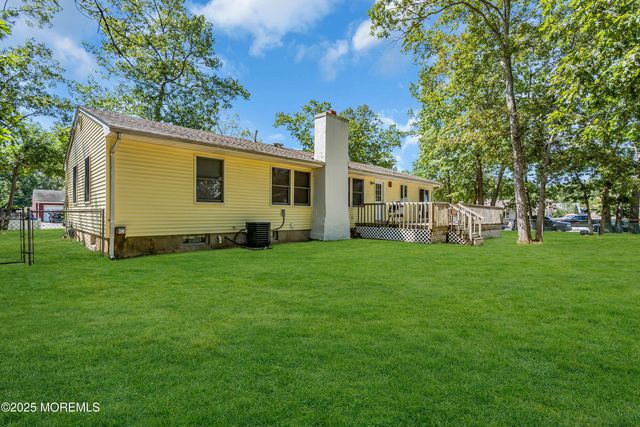 576 Vaughn Avenue, Forked River, NJ 08731