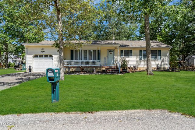 576 Vaughn Avenue, Forked River, NJ 08731