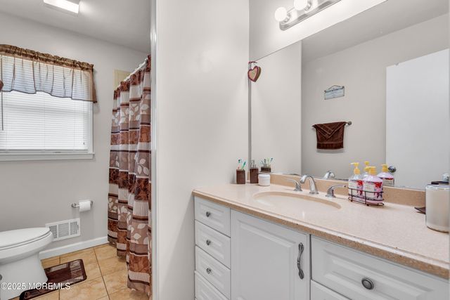 576 Vaughn Avenue, Forked River, NJ 08731