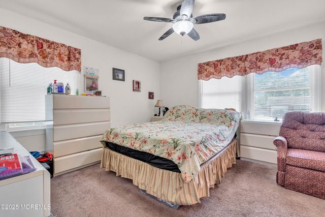 576 Vaughn Avenue, Forked River, NJ 08731